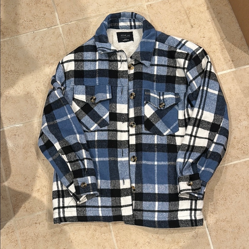 Active USA Blue and Black Lightweight Plaid Shirt Jacket. Like new.